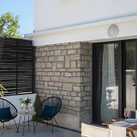 Berder - T2 - 10 Min Gare - Terrasse - Parking - Linge Inclus Appartamento *